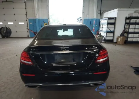 2019 Mercedes-Benz E 300 4Matic from USA, damaged, VIN WDDZF4KB2KA577059